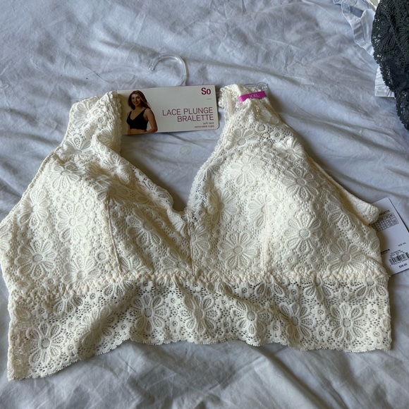 Bralette - Picture 1 of 4